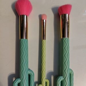 Tarte brush set